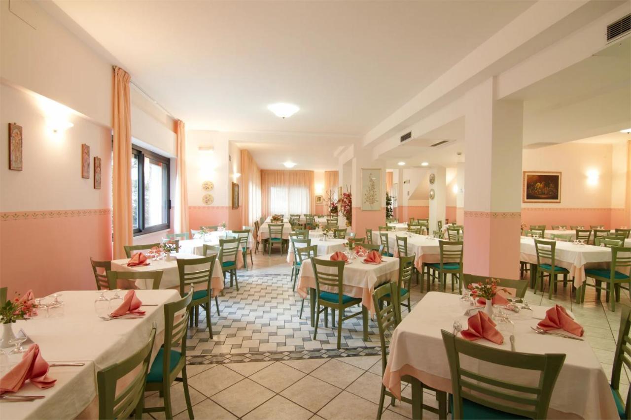 Hotel San Francesco سان جيوفاني روتوندو المظهر الخارجي الصورة