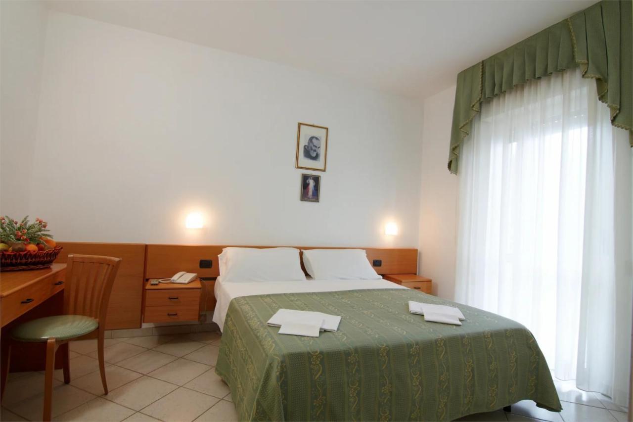 Hotel San Francesco سان جيوفاني روتوندو المظهر الخارجي الصورة