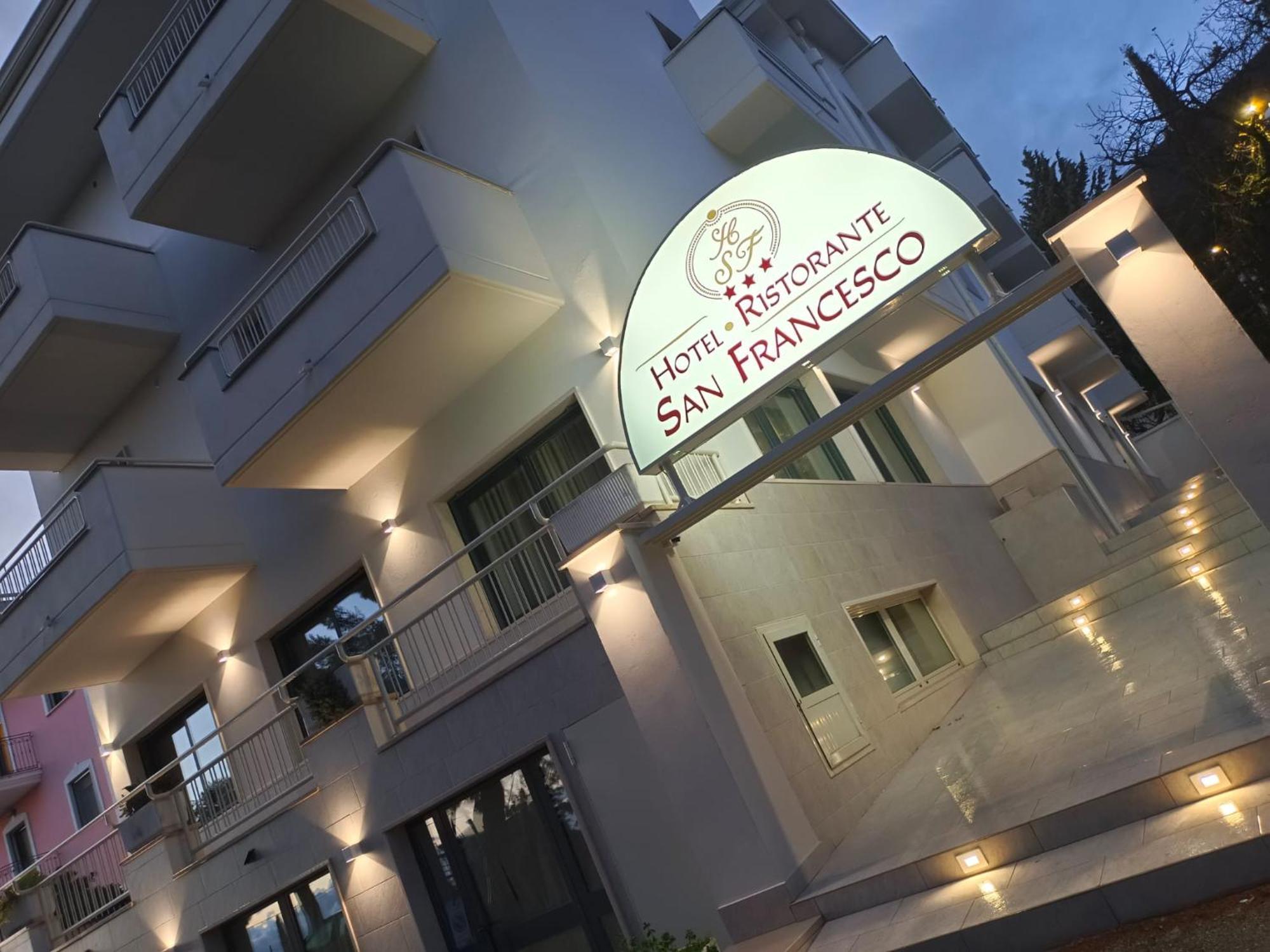 Hotel San Francesco سان جيوفاني روتوندو المظهر الخارجي الصورة